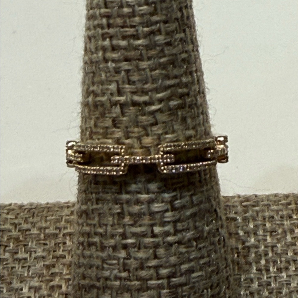 Wonderful 14k Yellow Gold Diamond Chain Link Ring - Picture 5 of 10